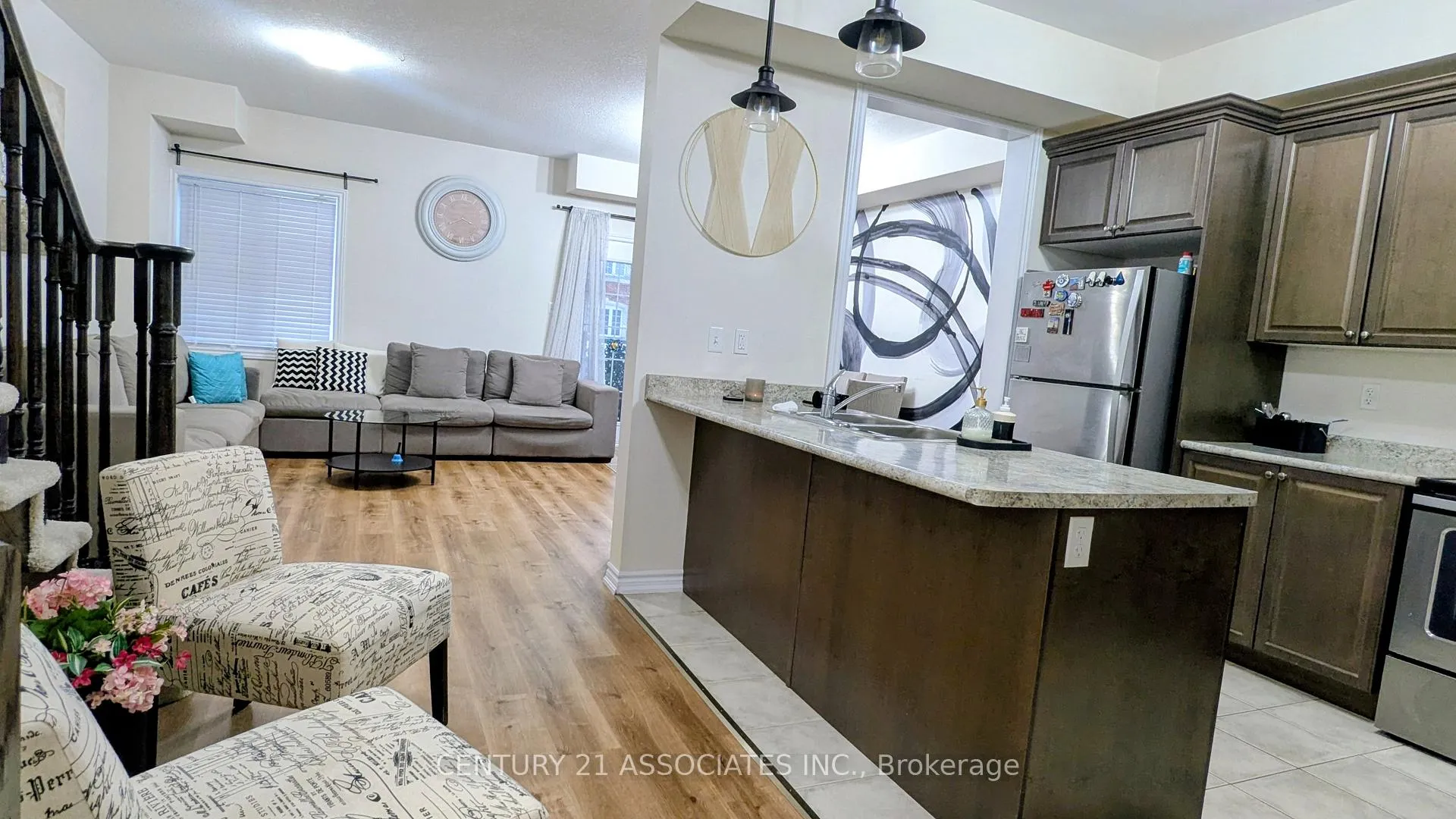 Photo 38 of 24 Savage Drive, Hamilton, Waterdown — HOMEH