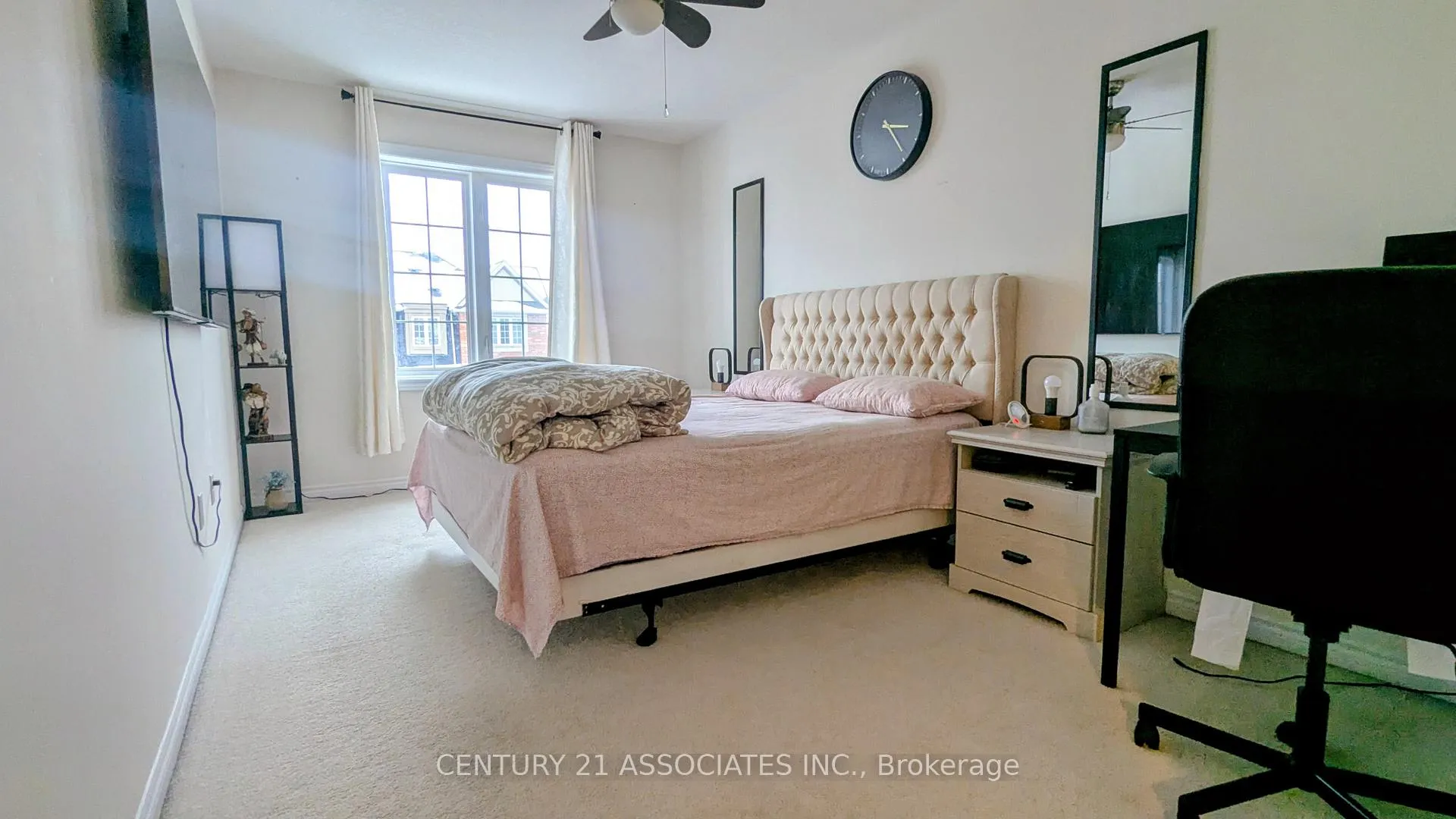 Photo 58 of 24 Savage Drive, Hamilton, Waterdown — HOMEH