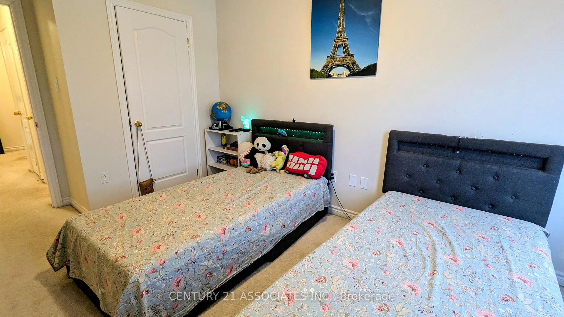 Photo 72 of 24 Savage Drive, Hamilton, Waterdown — HOMEH