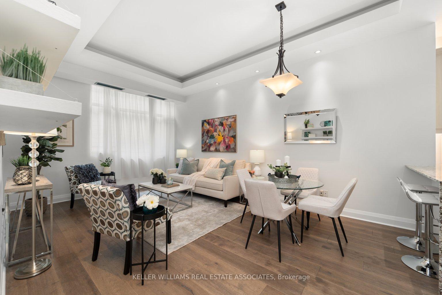 Photo 3 of Unit 203, 8 Wellesley Street E, Toronto, Church-Yonge Corridor — HOMEH