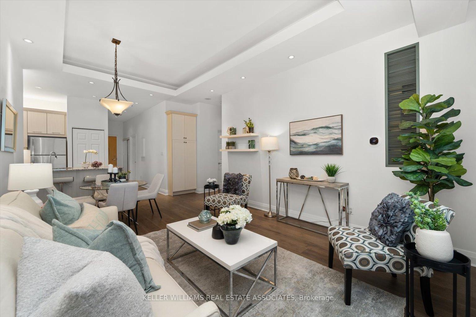 Photo 10 of Unit 203, 8 Wellesley Street E, Toronto, Church-Yonge Corridor — HOMEH