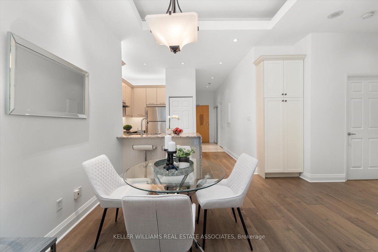 Photo 14 of Unit 203, 8 Wellesley Street E, Toronto, Church-Yonge Corridor — HOMEH