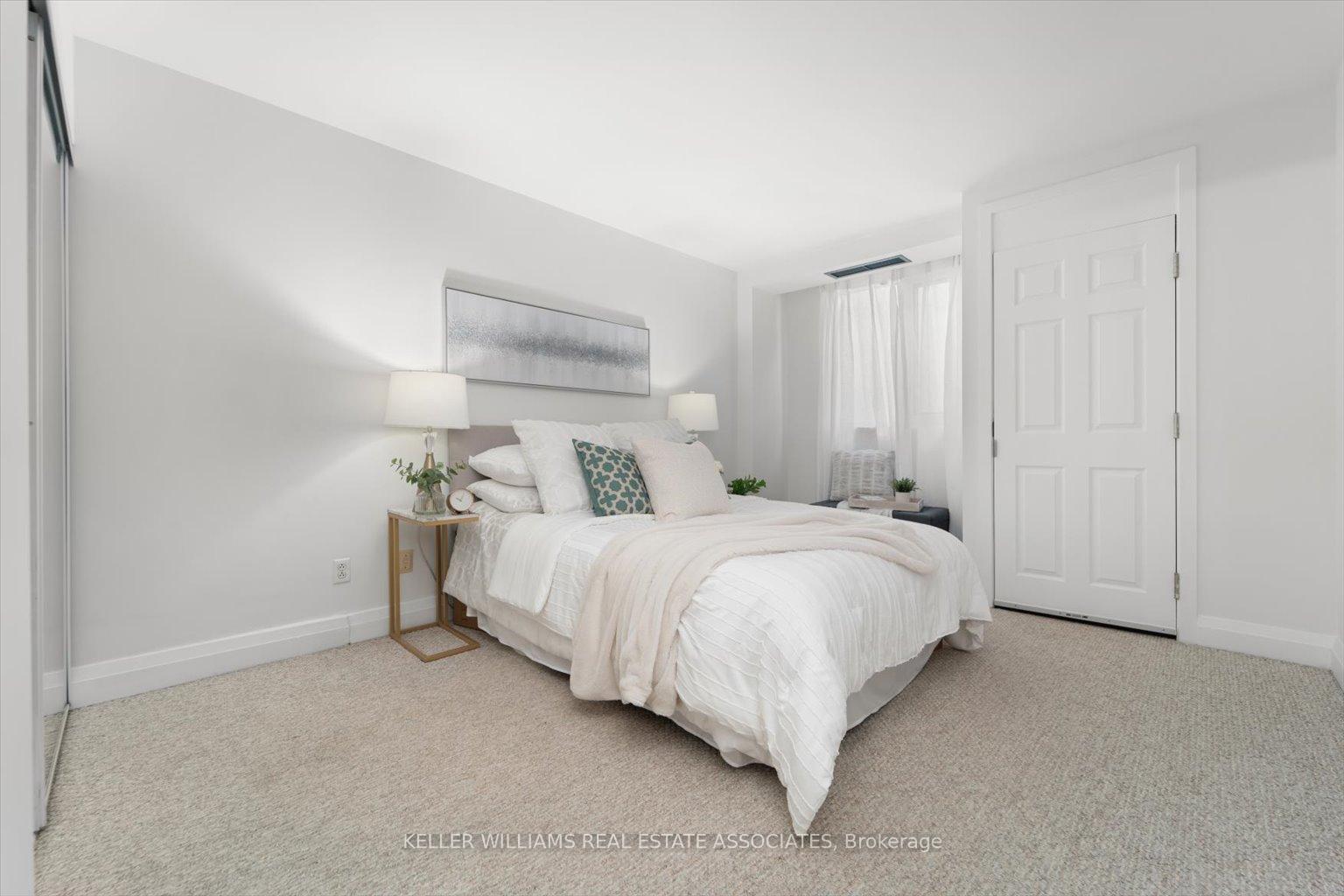 Photo 20 of Unit 203, 8 Wellesley Street E, Toronto, Church-Yonge Corridor — HOMEH