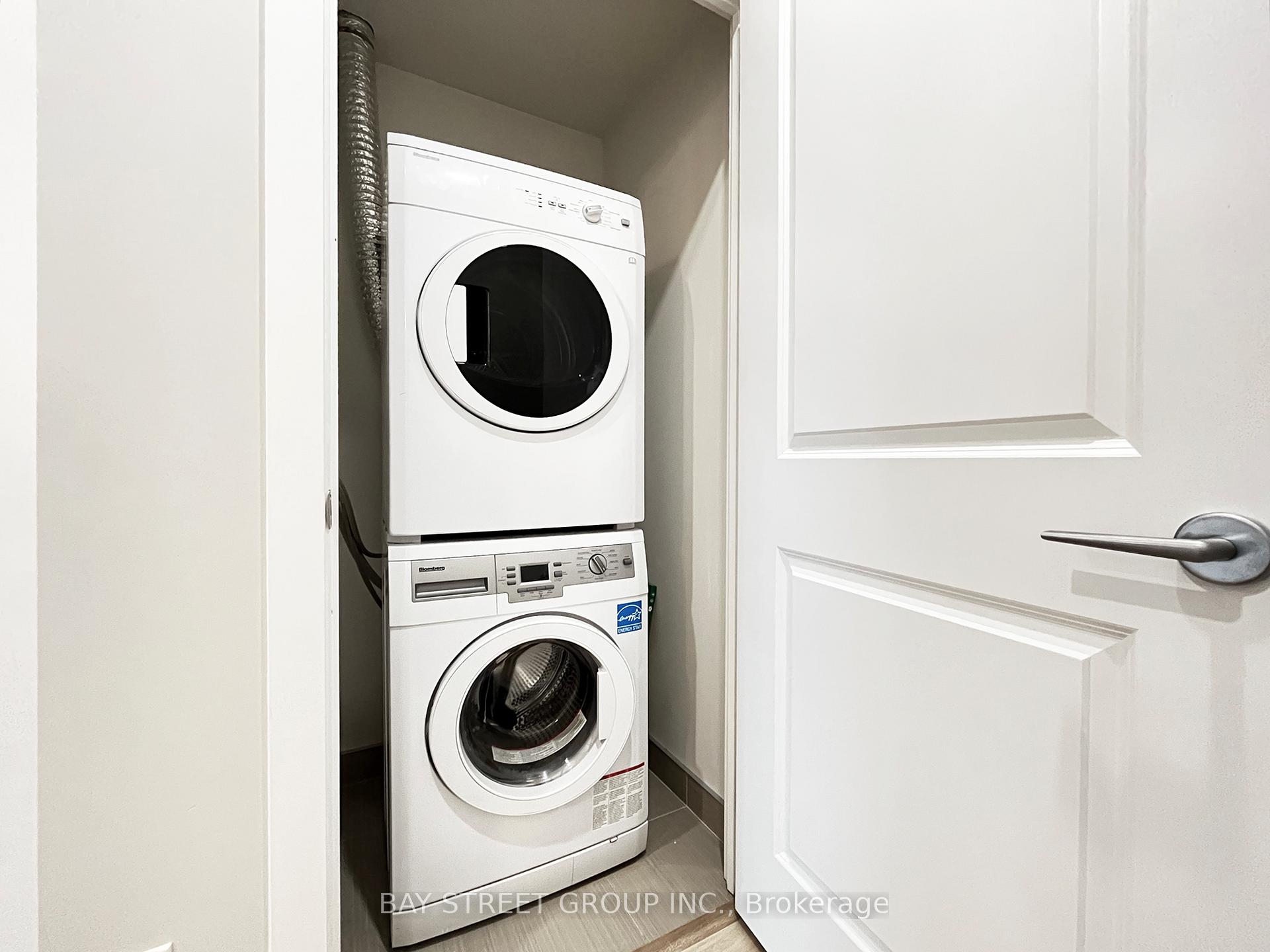 Photo 6 of Unit 402, 180 Enterprise Boulevard, Markham, Unionville — HOMEH