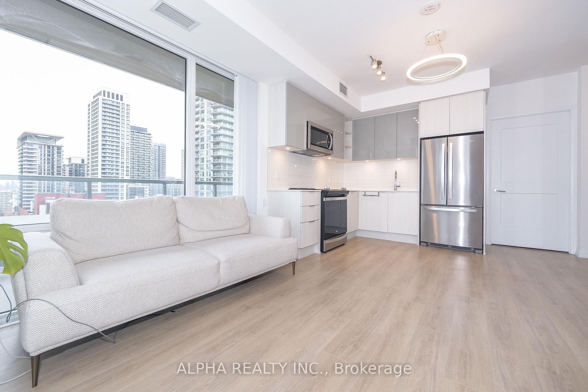 Photo 8 of Unit 2017, 50 Dunfield Avenue, Toronto, Mount Pleasant West — HOMEH