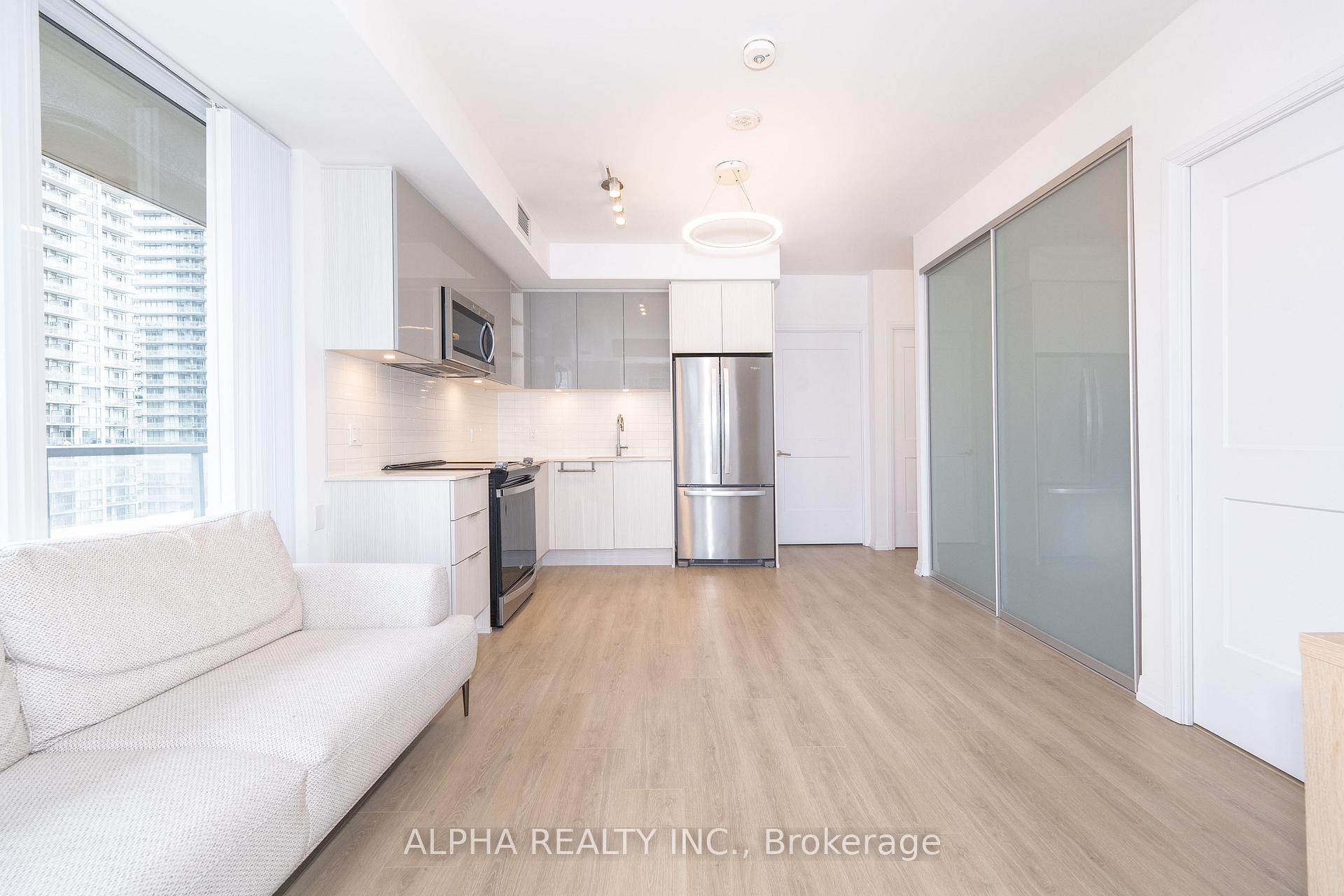 Photo 10 of Unit 2017, 50 Dunfield Avenue, Toronto, Mount Pleasant West — HOMEH
