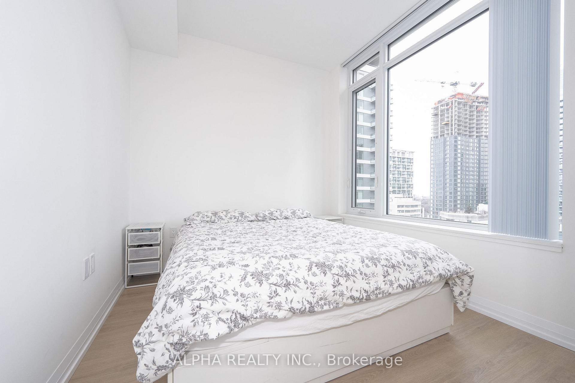 Photo 14 of Unit 2017, 50 Dunfield Avenue, Toronto, Mount Pleasant West — HOMEH