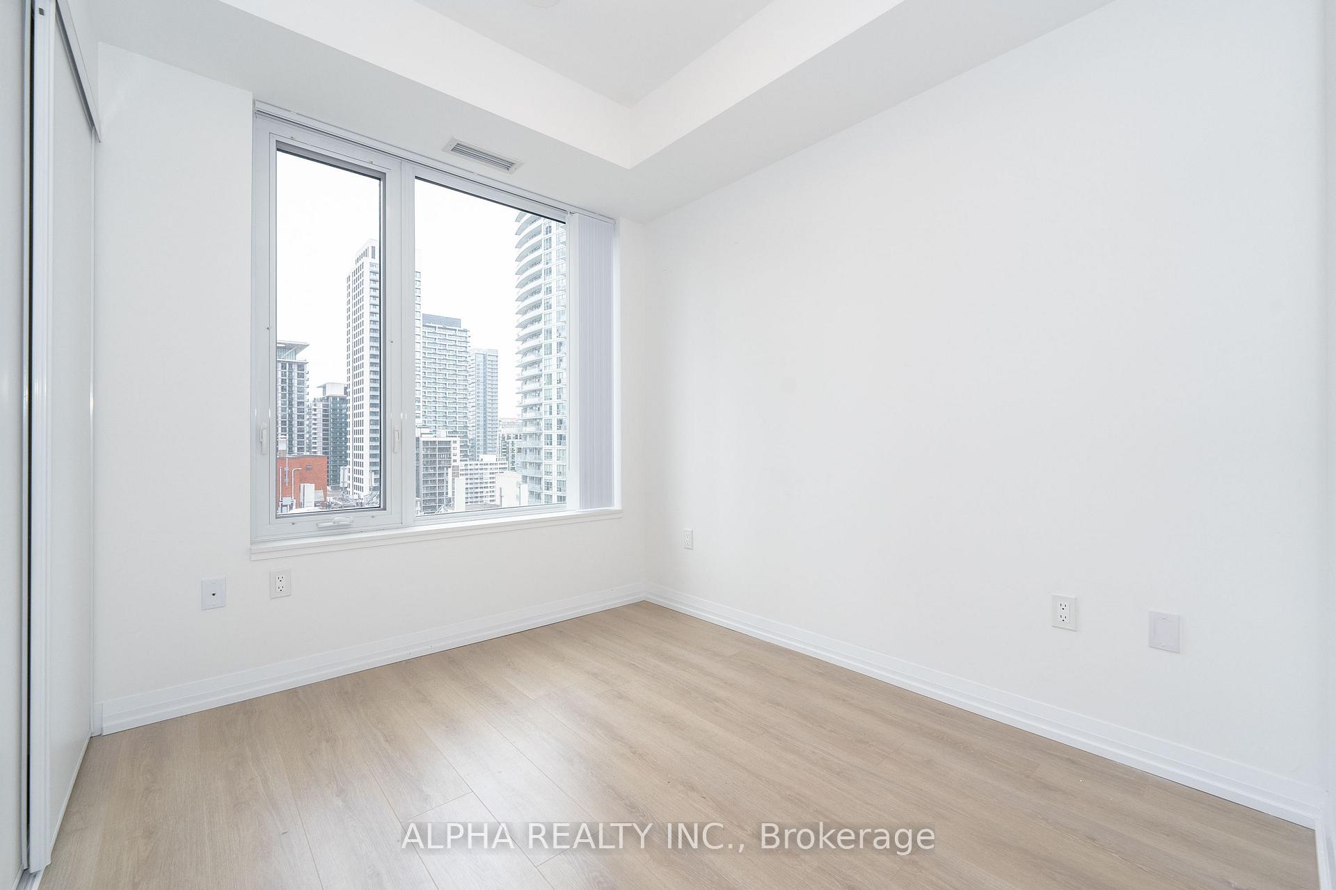 Photo 13 of Unit 2017, 50 Dunfield Avenue, Toronto, Mount Pleasant West — HOMEH