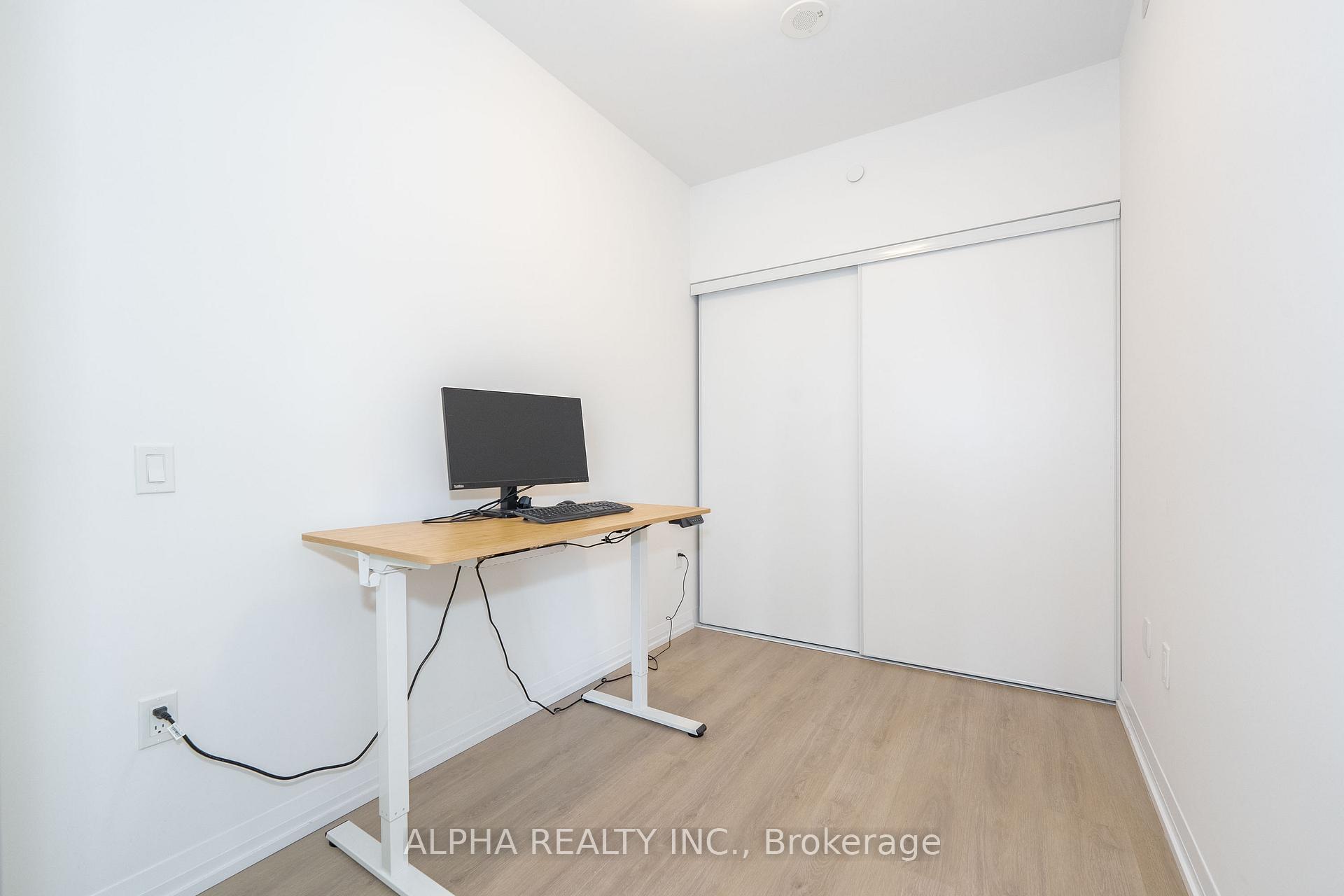 Photo 21 of Unit 2017, 50 Dunfield Avenue, Toronto, Mount Pleasant West — HOMEH