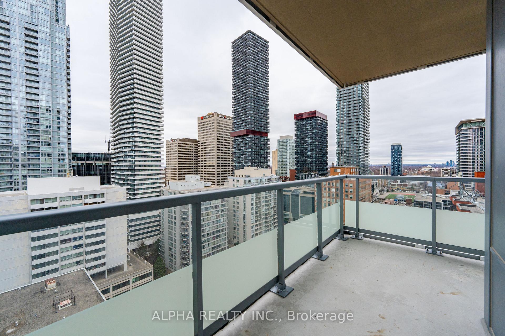 Photo 37 of Unit 2017, 50 Dunfield Avenue, Toronto, Mount Pleasant West — HOMEH