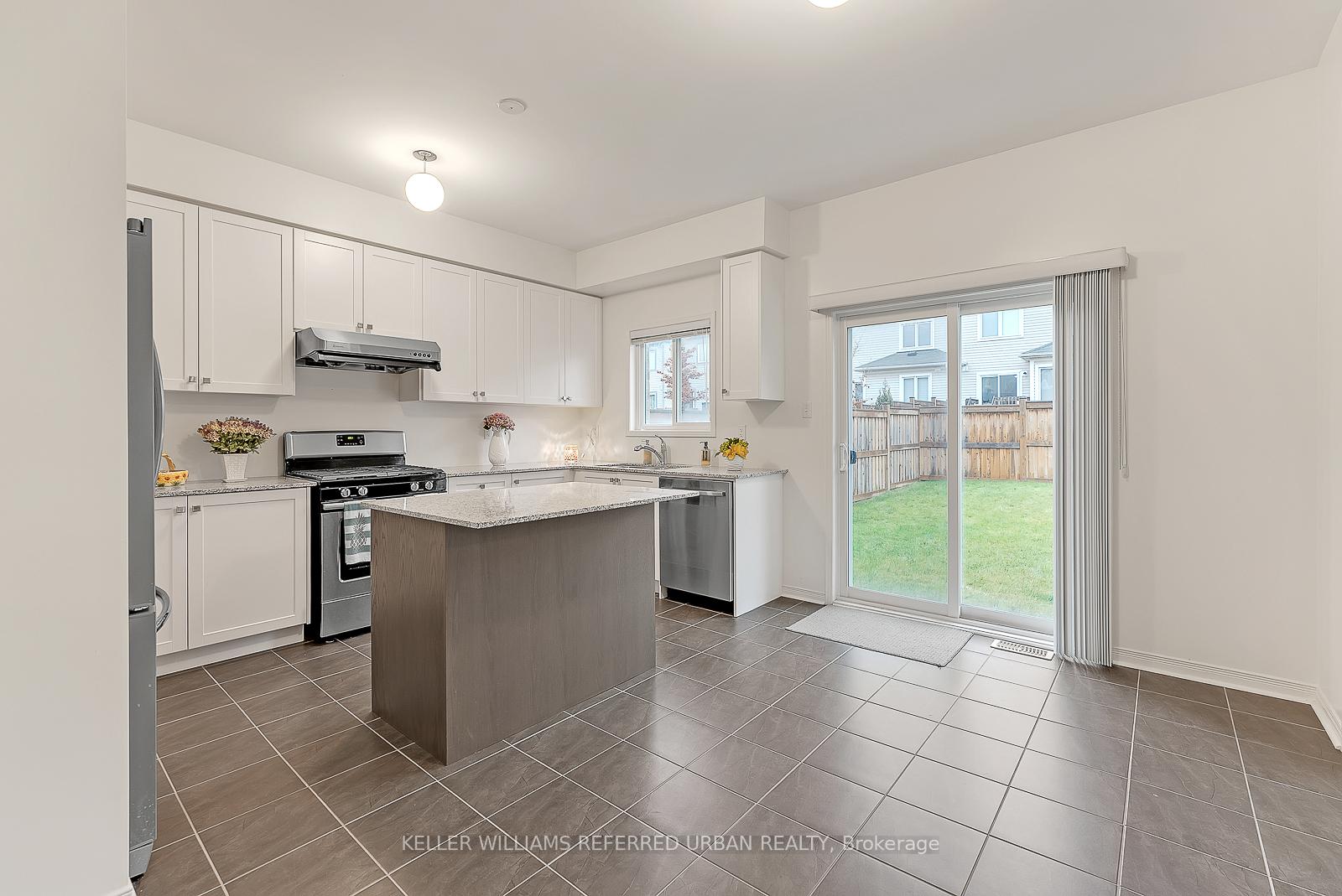 Photo 23 of 34 Jack Roach Street, Clarington, Bowmanville — HOMEH