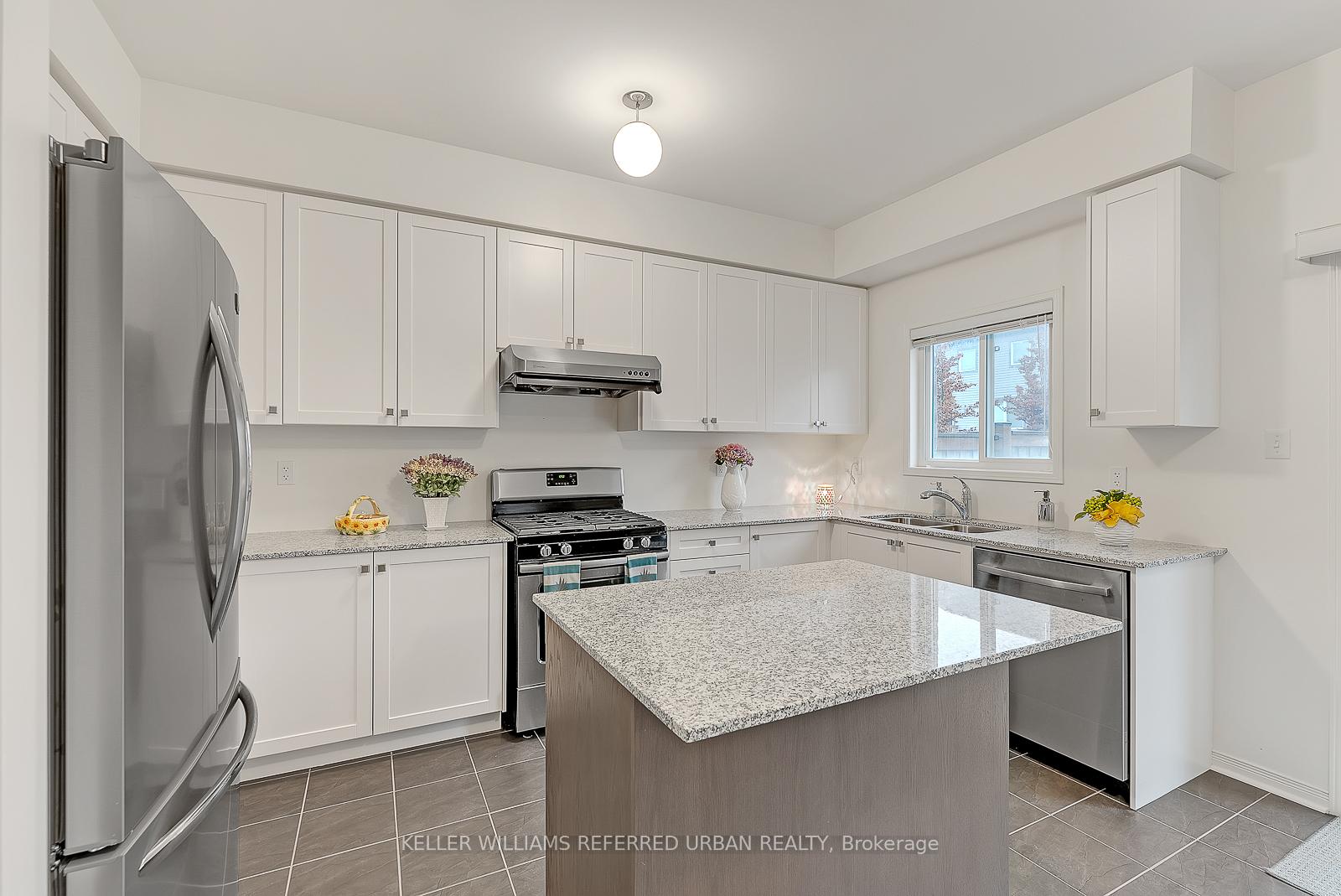 Photo 17 of 34 Jack Roach Street, Clarington, Bowmanville — HOMEH