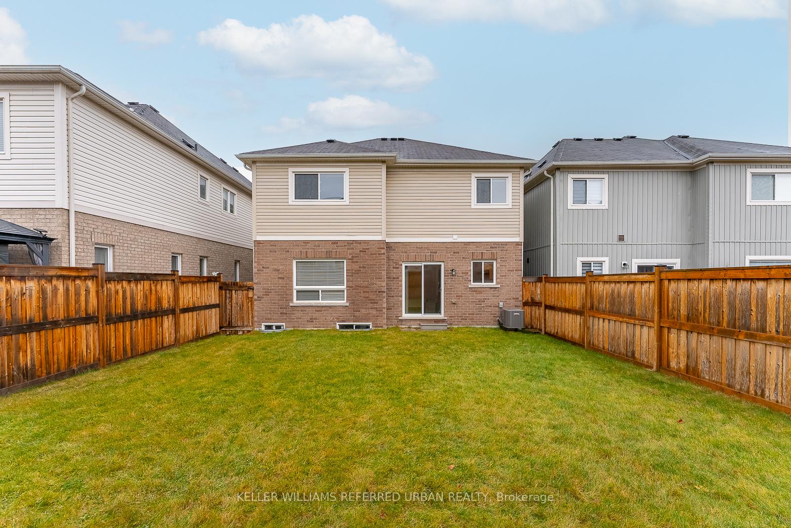 Photo 32 of 34 Jack Roach Street, Clarington, Bowmanville — HOMEH