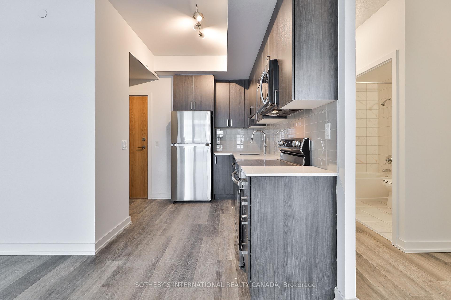 Photo 5 of Unit 2405, 1435 Celebration Drive, Pickering, Bay Ridges — HOMEH