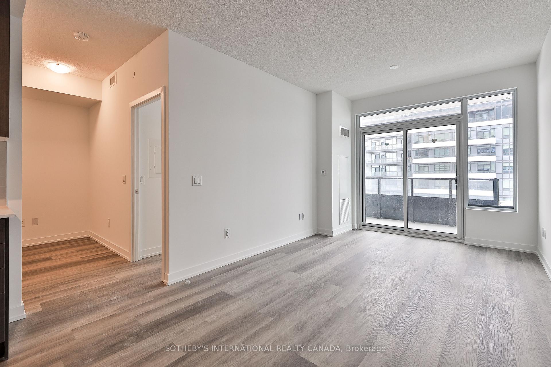 Photo 4 of Unit 2405, 1435 Celebration Drive, Pickering, Bay Ridges — HOMEH