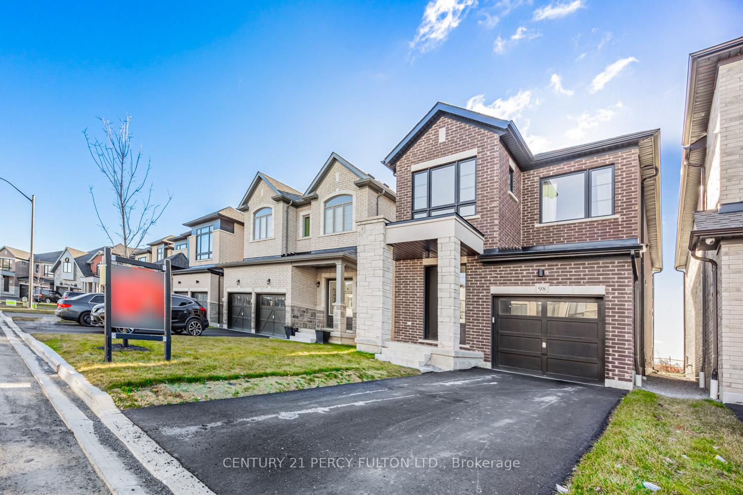 Photo 8 of 98 Closson Drive N, Whitby, Rural Whitby — HOMEH