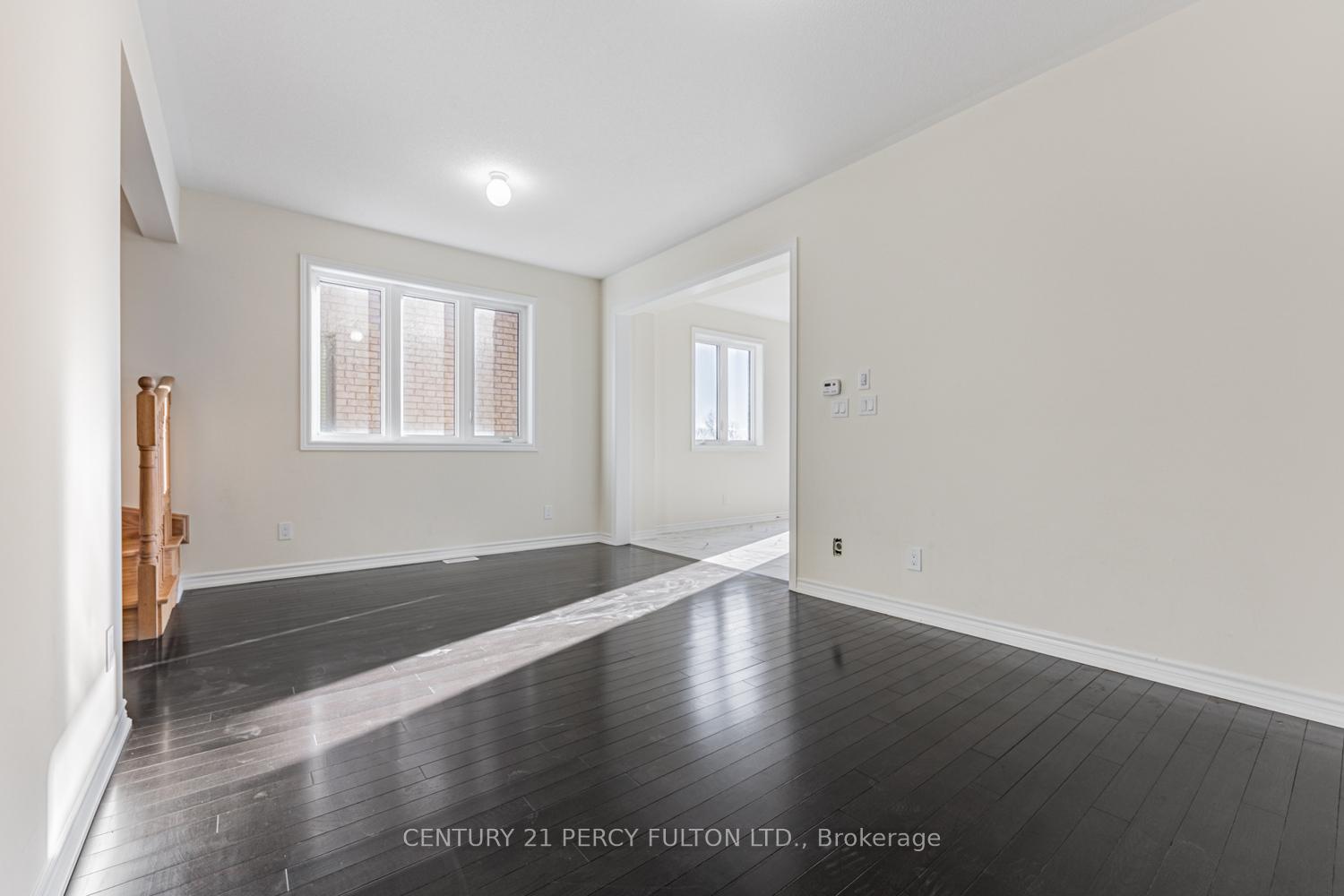 Photo 23 of 98 Closson Drive N, Whitby, Rural Whitby — HOMEH