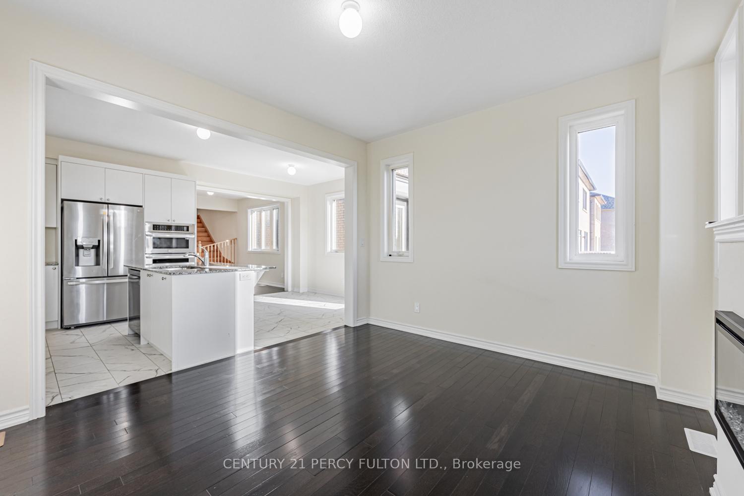 Photo 13 of 98 Closson Drive N, Whitby, Rural Whitby — HOMEH