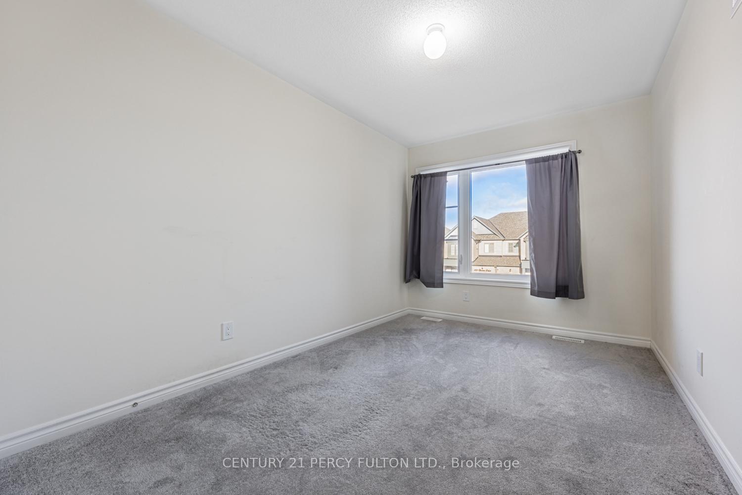 Photo 19 of 98 Closson Drive N, Whitby, Rural Whitby — HOMEH