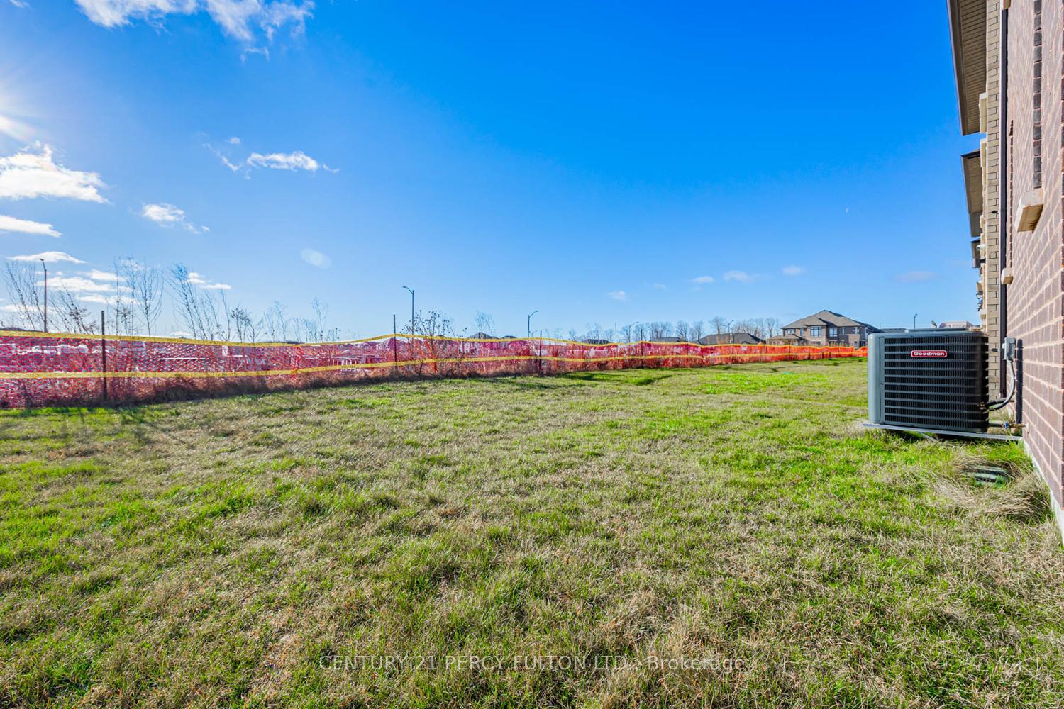Photo 39 of 98 Closson Drive N, Whitby, Rural Whitby — HOMEH