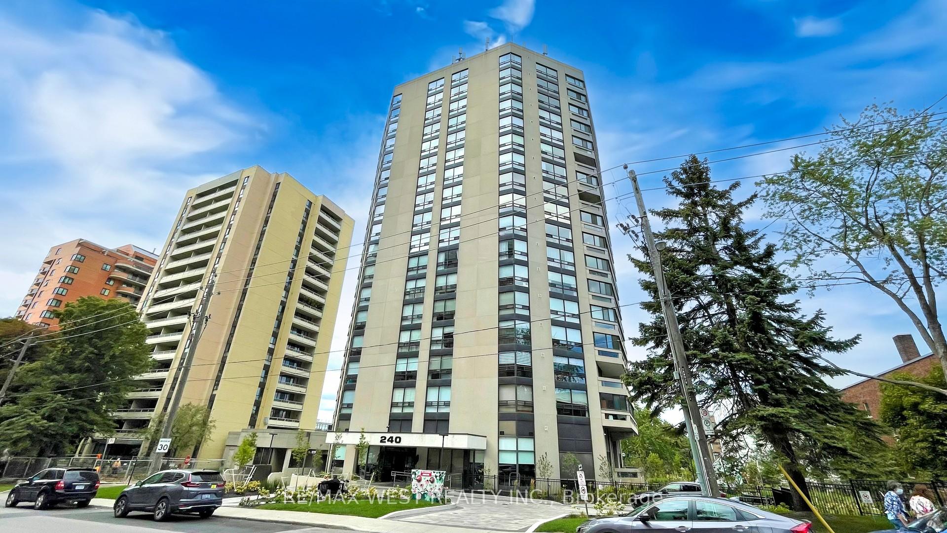 Photo 1 of Unit 801, 240 Heath Street W, Toronto, Forest Hill South — HOMEH