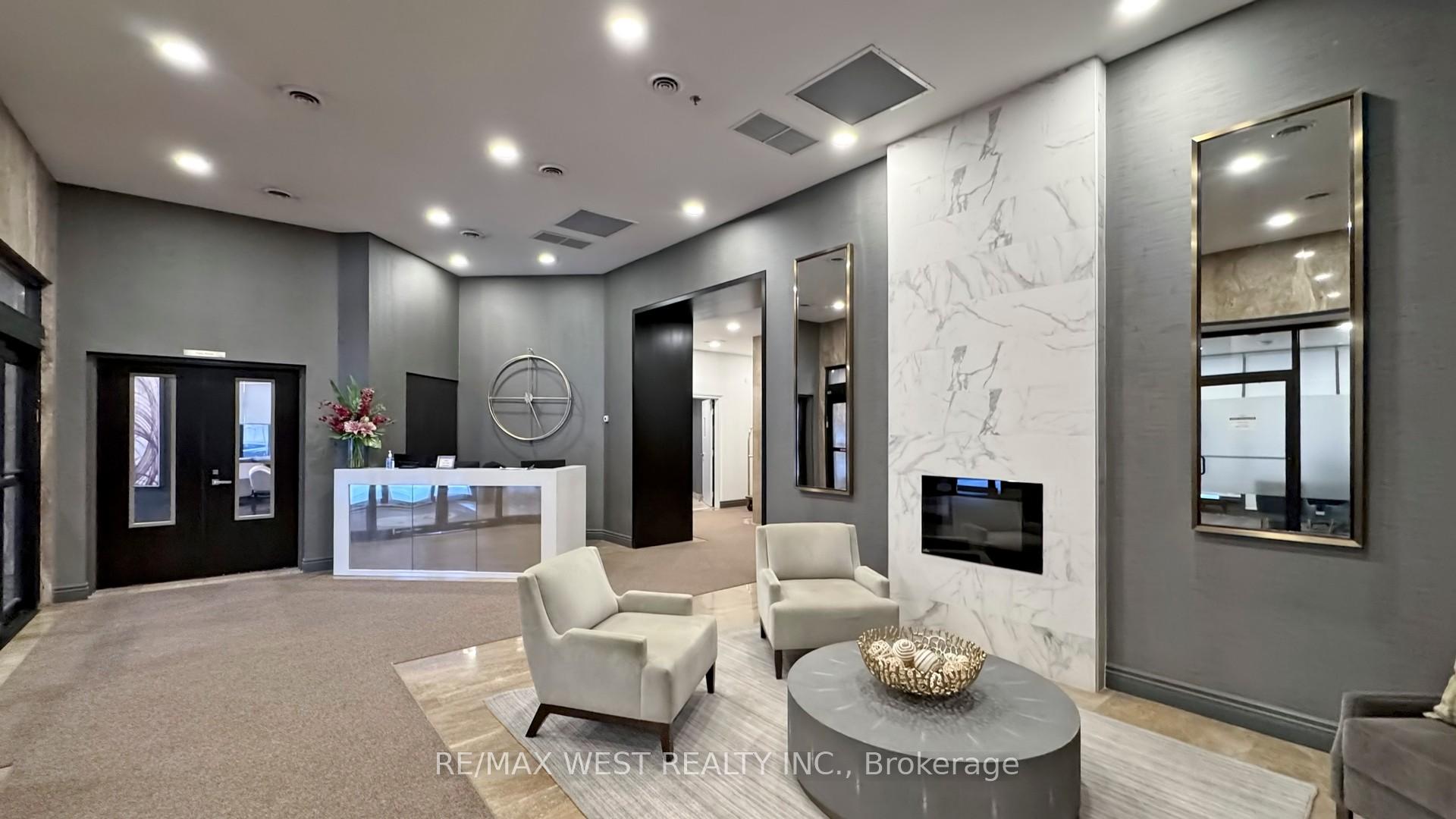 Photo 7 of Unit 801, 240 Heath Street W, Toronto, Forest Hill South — HOMEH