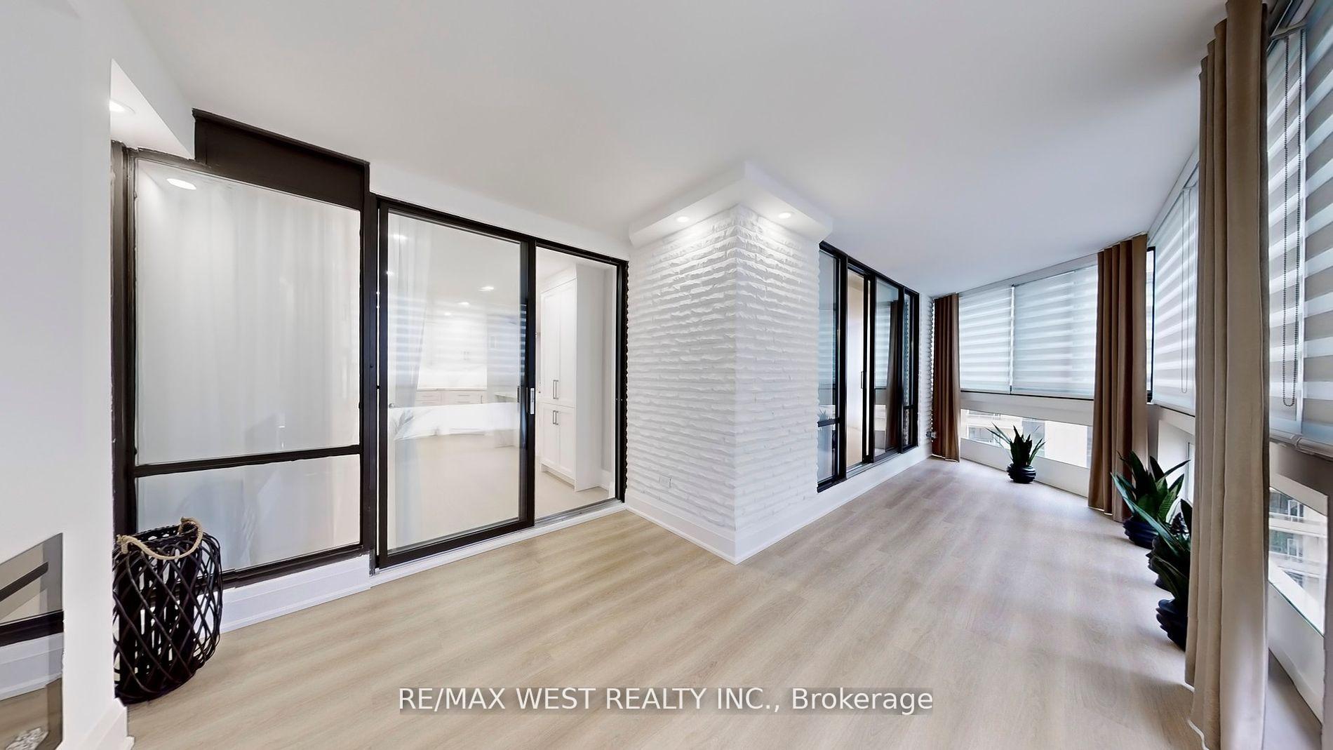 Photo 18 of Unit 801, 240 Heath Street W, Toronto, Forest Hill South — HOMEH