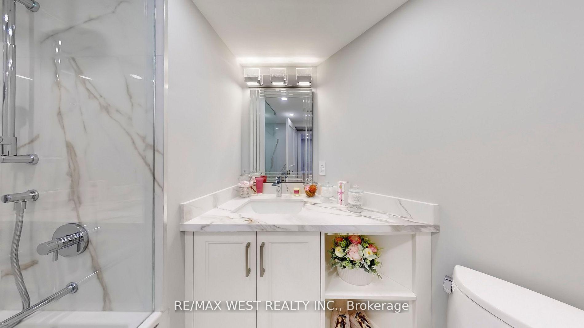 Photo 16 of Unit 801, 240 Heath Street W, Toronto, Forest Hill South — HOMEH