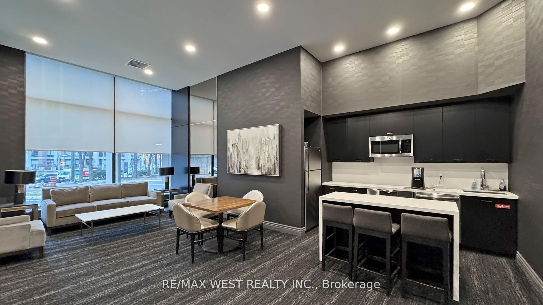 Photo 17 of Unit 801, 240 Heath Street W, Toronto, Forest Hill South — HOMEH
