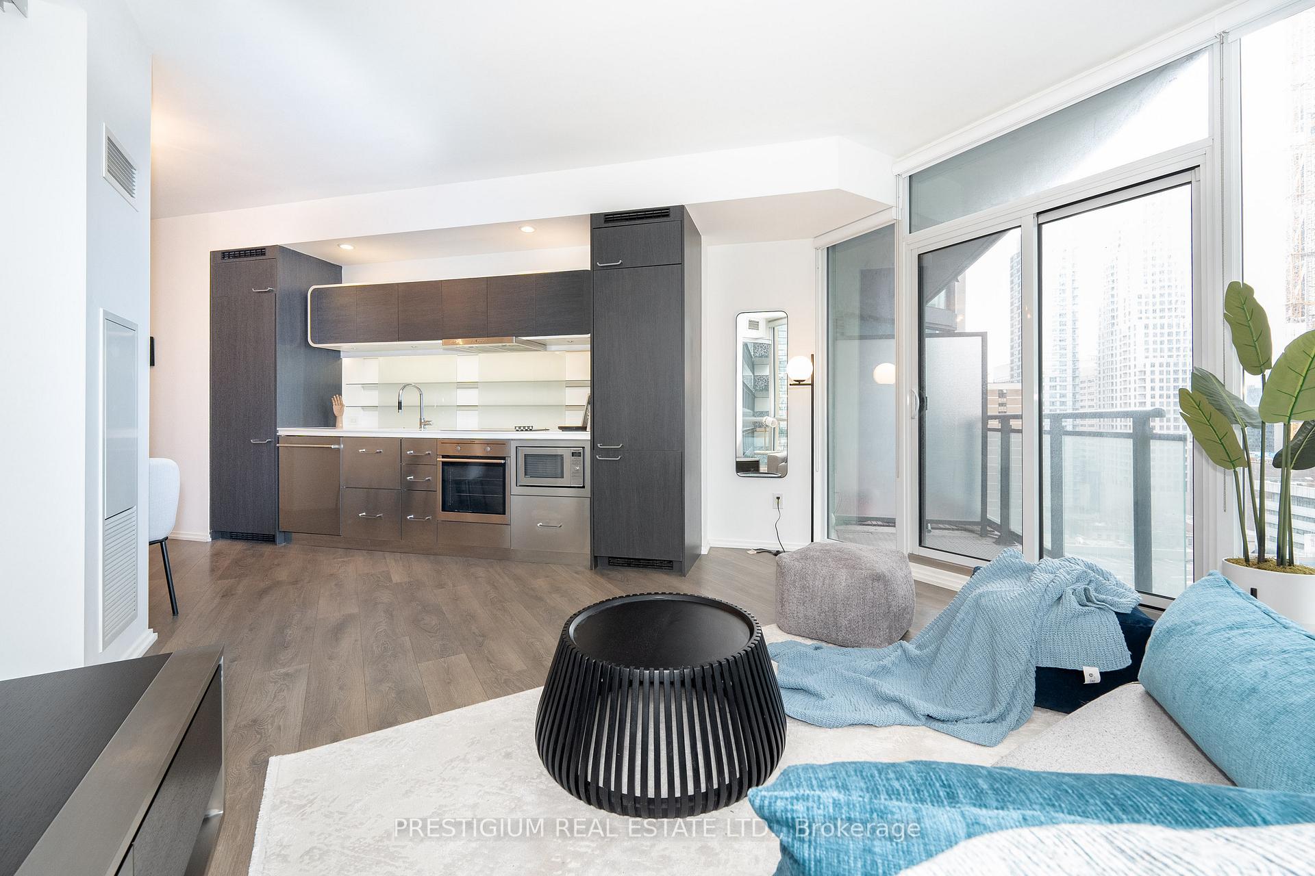 Photo 4 of Unit 1809, 45 Charles Street E, Toronto, Church-Yonge Corridor — HOMEH