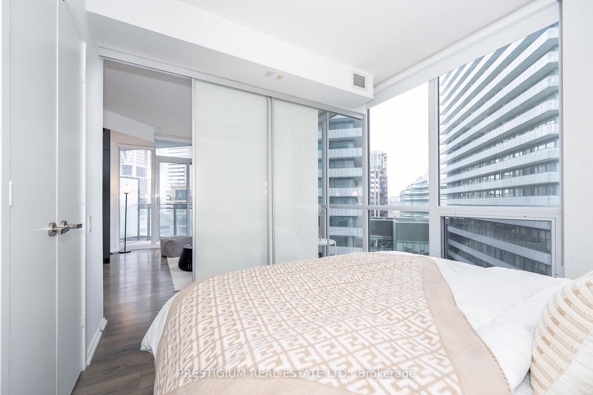Photo 9 of Unit 1809, 45 Charles Street E, Toronto, Church-Yonge Corridor — HOMEH