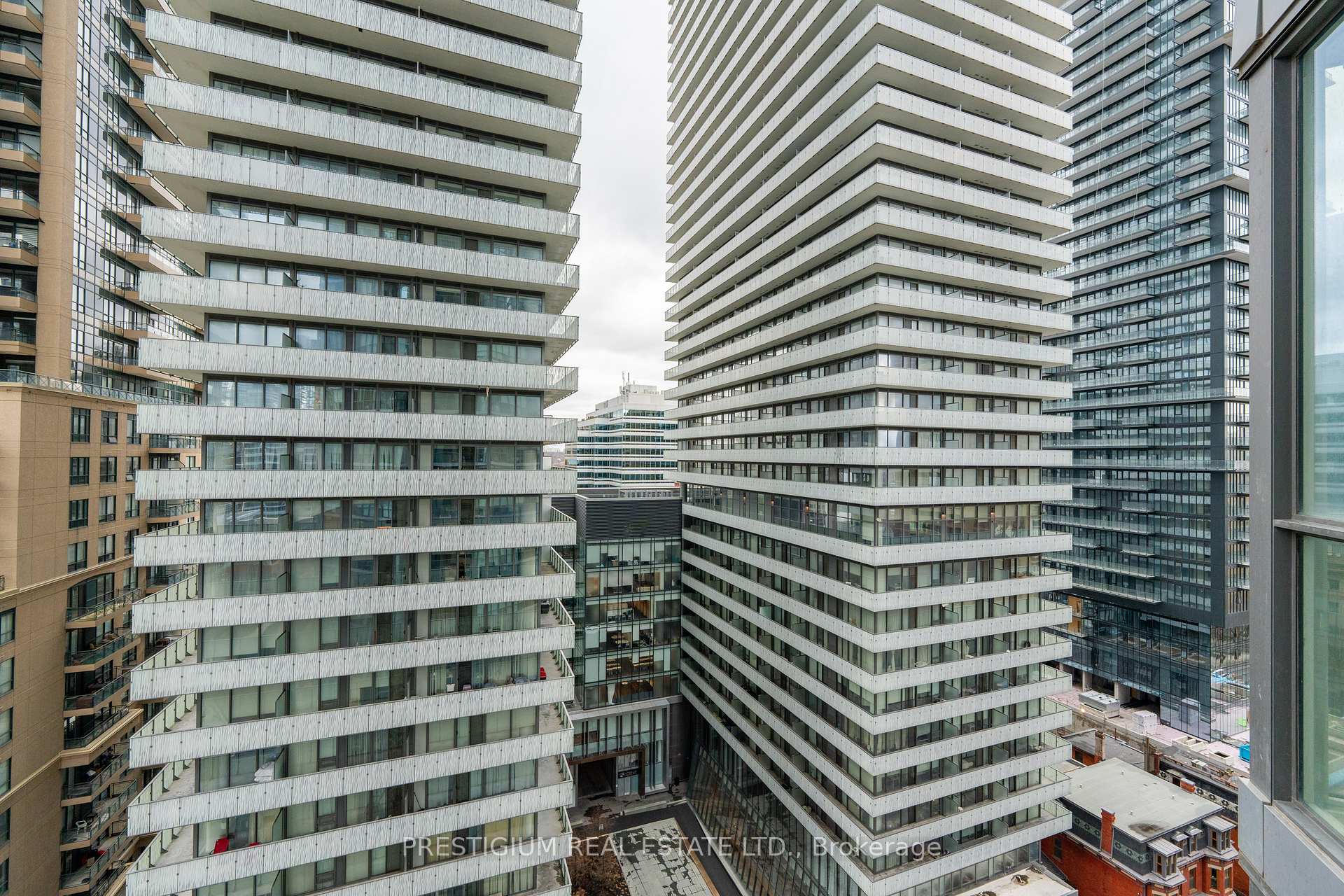 Photo 33 of Unit 1809, 45 Charles Street E, Toronto, Church-Yonge Corridor — HOMEH