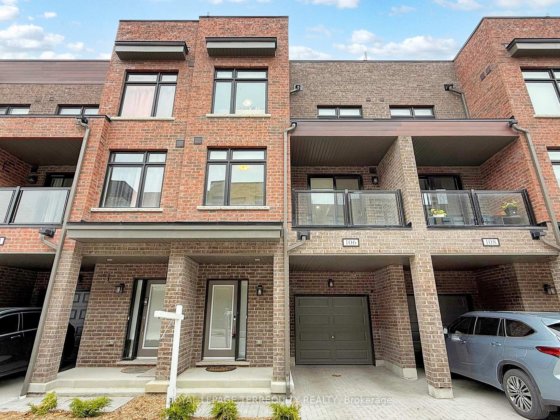 Photo 4 of Unit 106, 1865 Pickering Parkway, Pickering, Village East — HOMEH