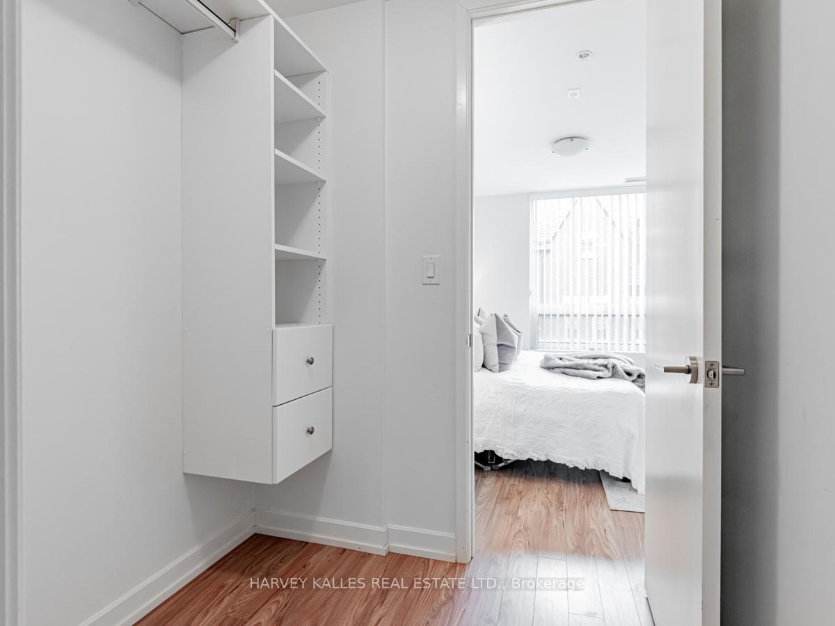 Photo 15 of Unit 314, 377 Madison Avenue, Toronto, Casa Loma — HOMEH