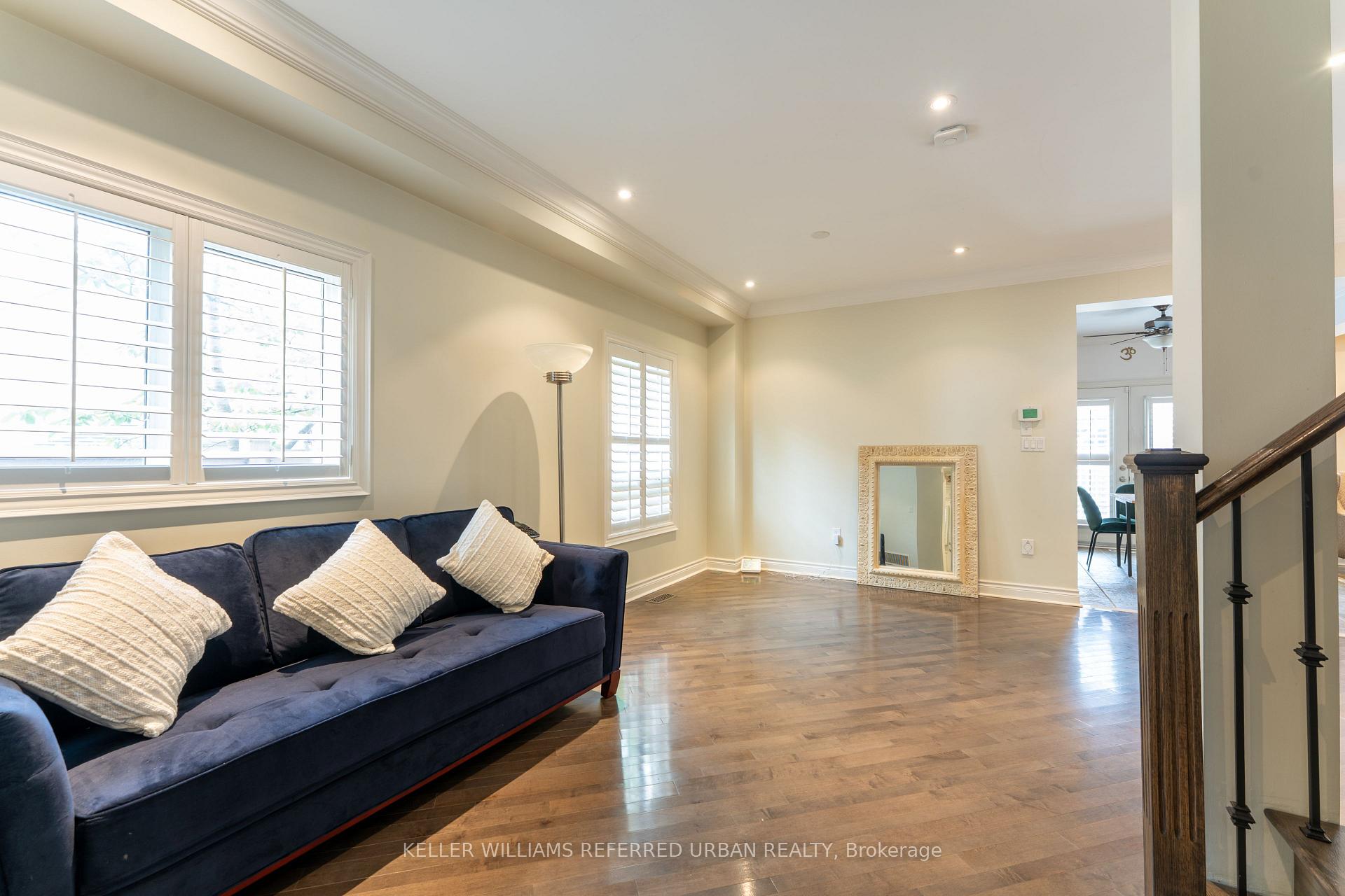 Photo 13 of 10 Wilsongary Circle, Ajax, Northeast Ajax — HOMEH