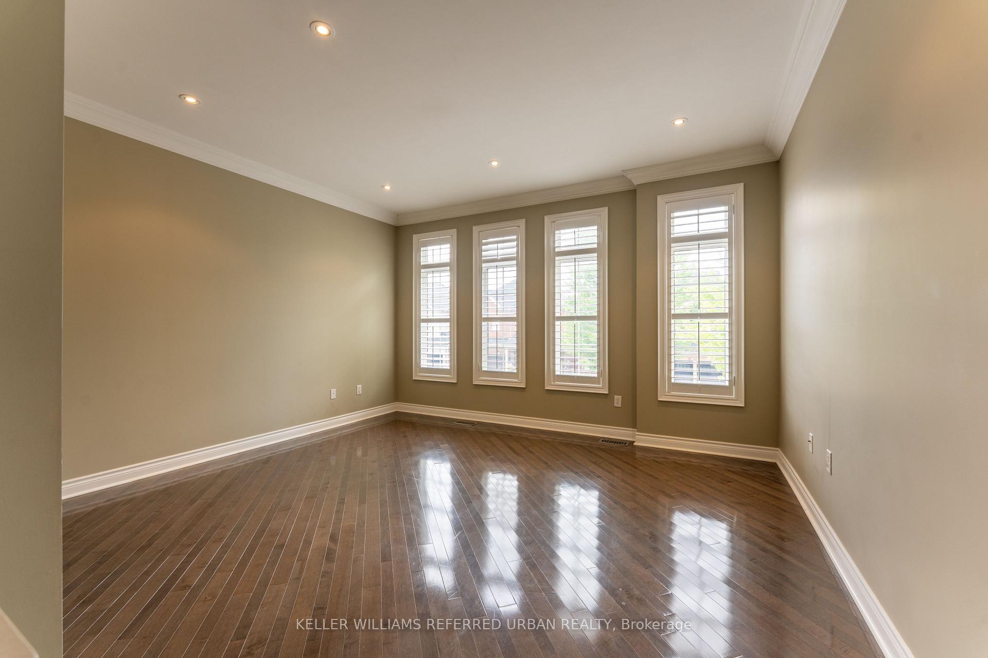 Photo 7 of 10 Wilsongary Circle, Ajax, Northeast Ajax — HOMEH