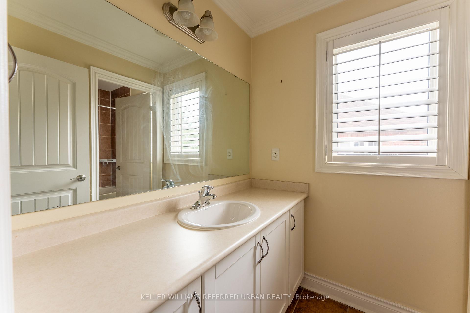 Photo 11 of 10 Wilsongary Circle, Ajax, Northeast Ajax — HOMEH