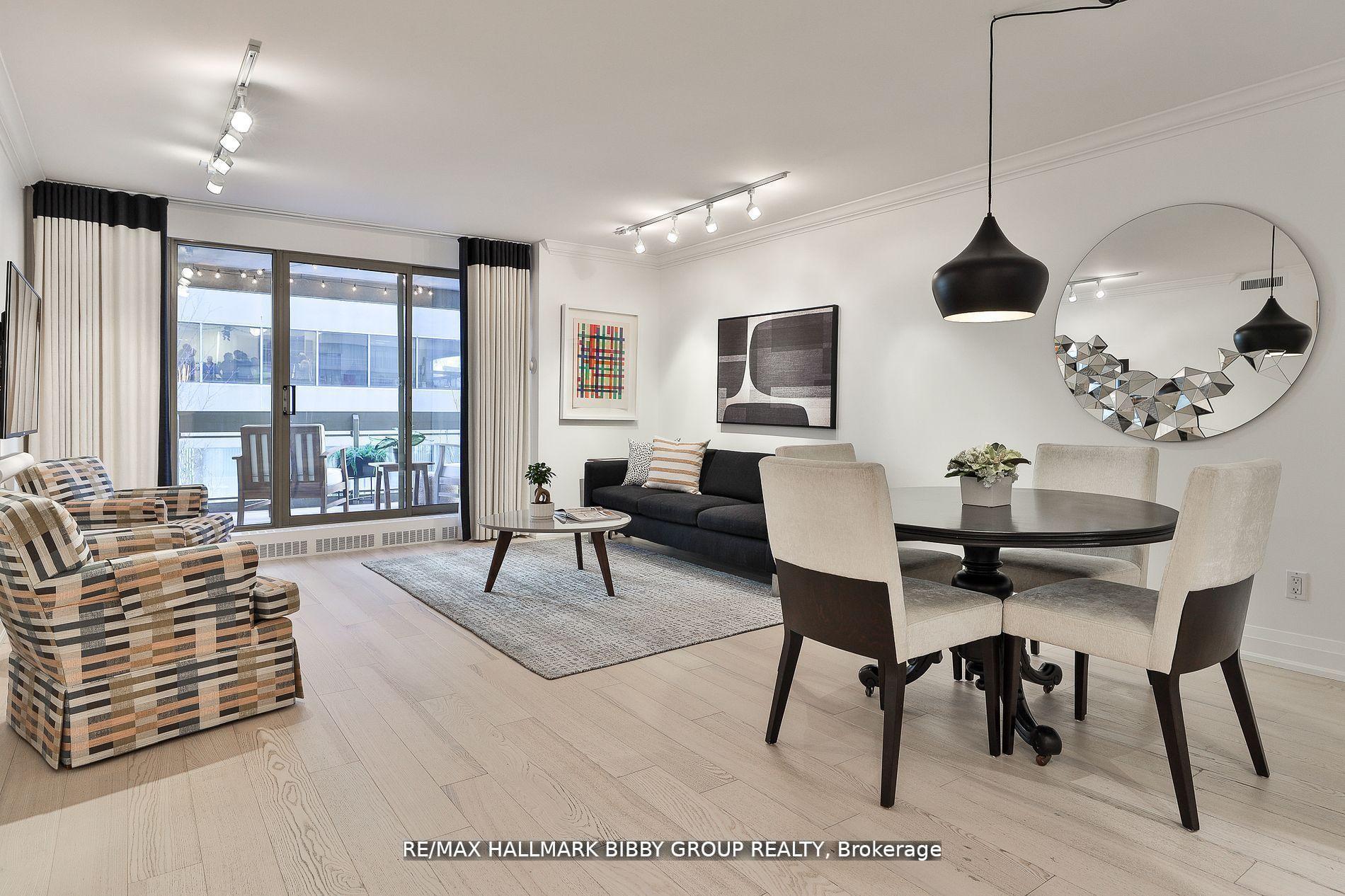Photo 5 of Unit 206, 61 St Clair Avenue W, Toronto, Yonge-St. Clair — HOMEH