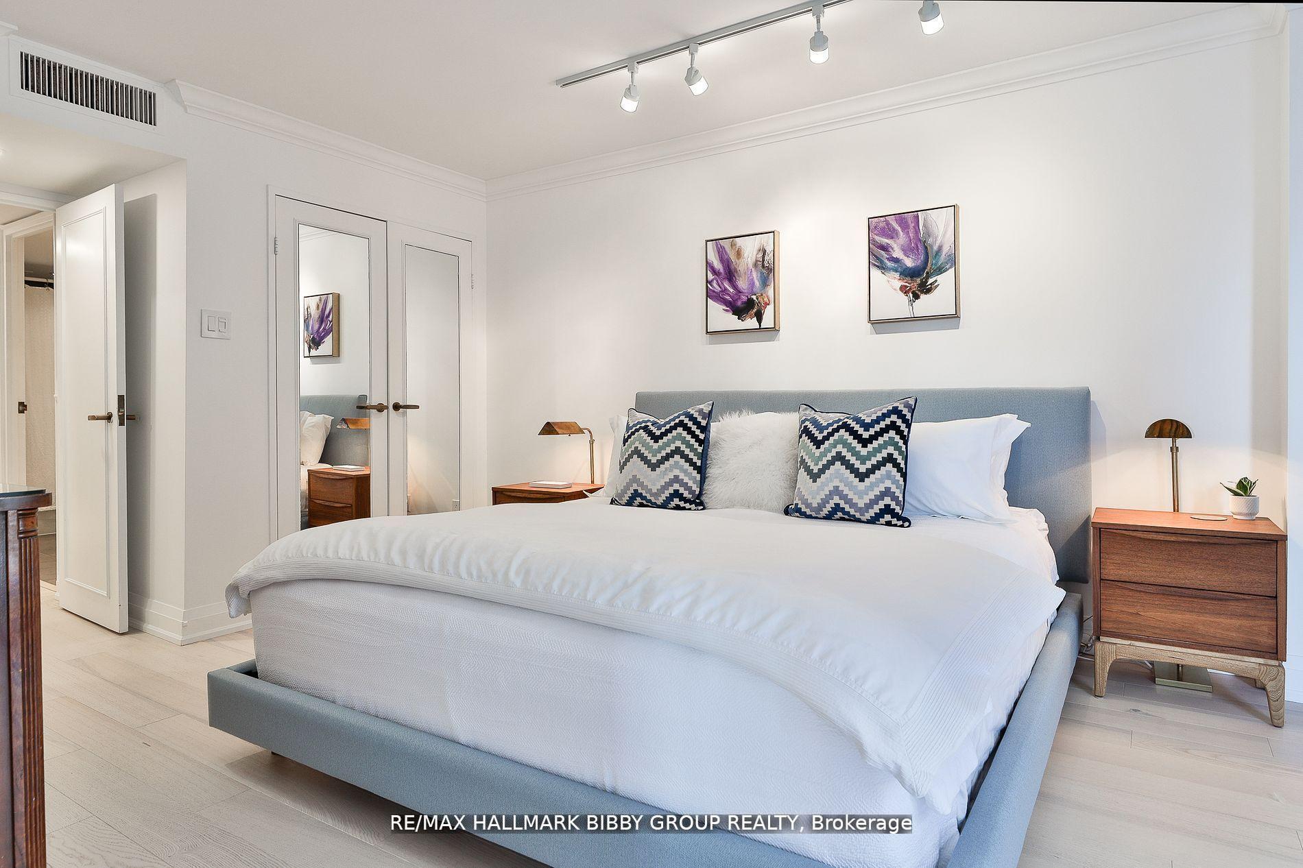 Photo 33 of Unit 206, 61 St Clair Avenue W, Toronto, Yonge-St. Clair — HOMEH