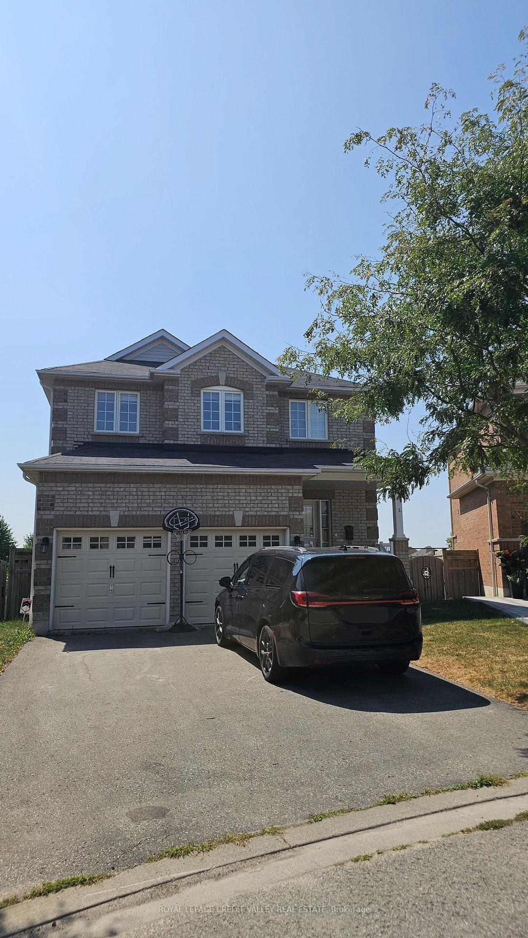 Photo 1 of 14 Myette Drive, Whitby, Williamsburg — HOMEH