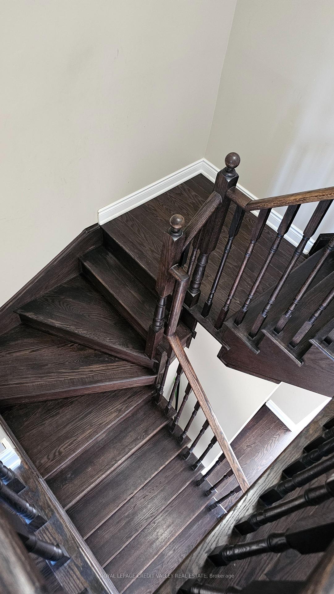 Photo 6 of 14 Myette Drive, Whitby, Williamsburg — HOMEH