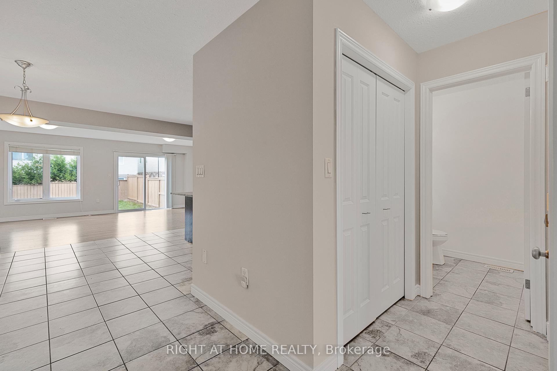 Photo 4 of 84 Couling Crescent, Guelph, Grange Road — HOMEH