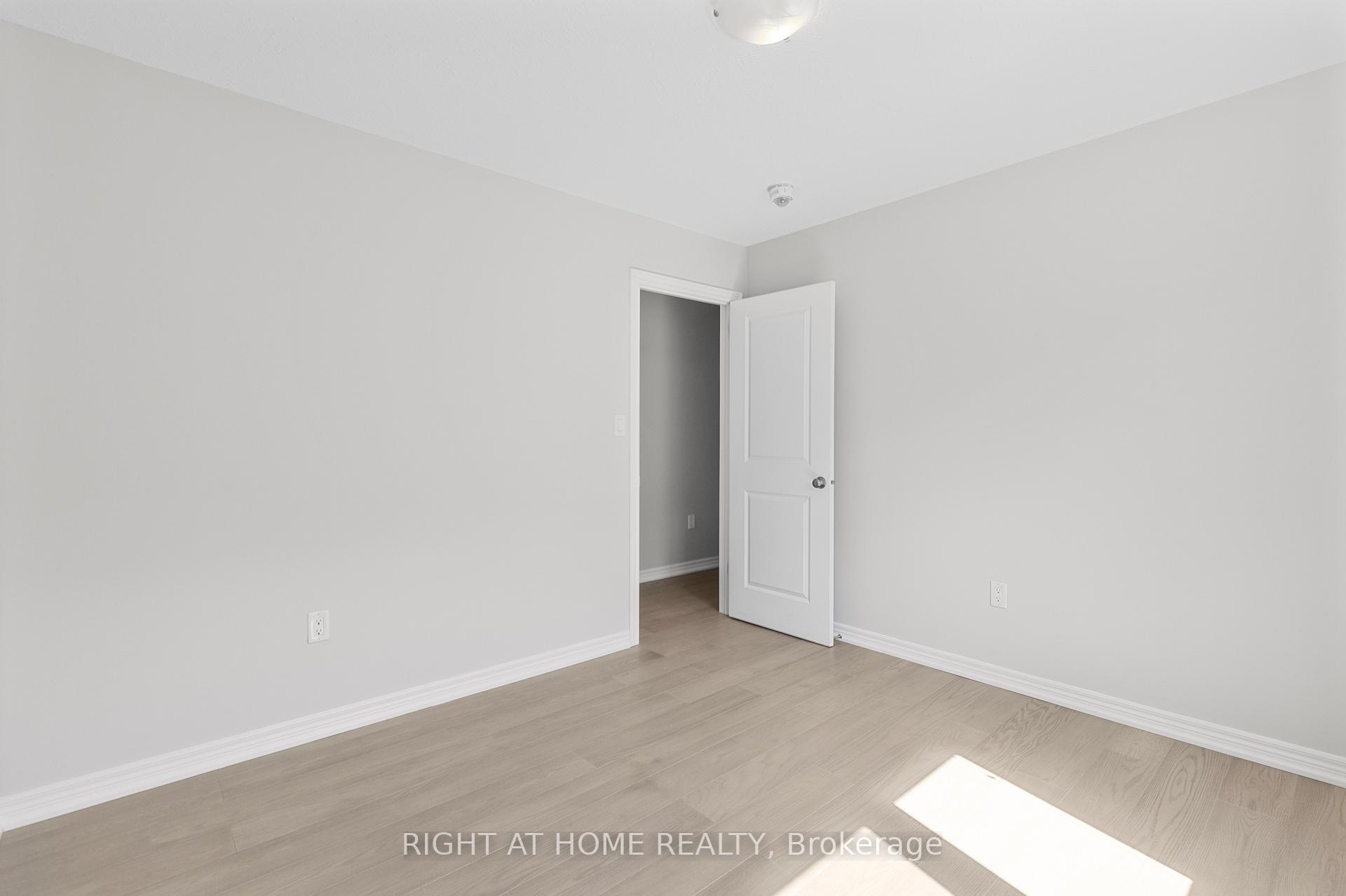Photo 14 of 84 Couling Crescent, Guelph, Grange Road — HOMEH