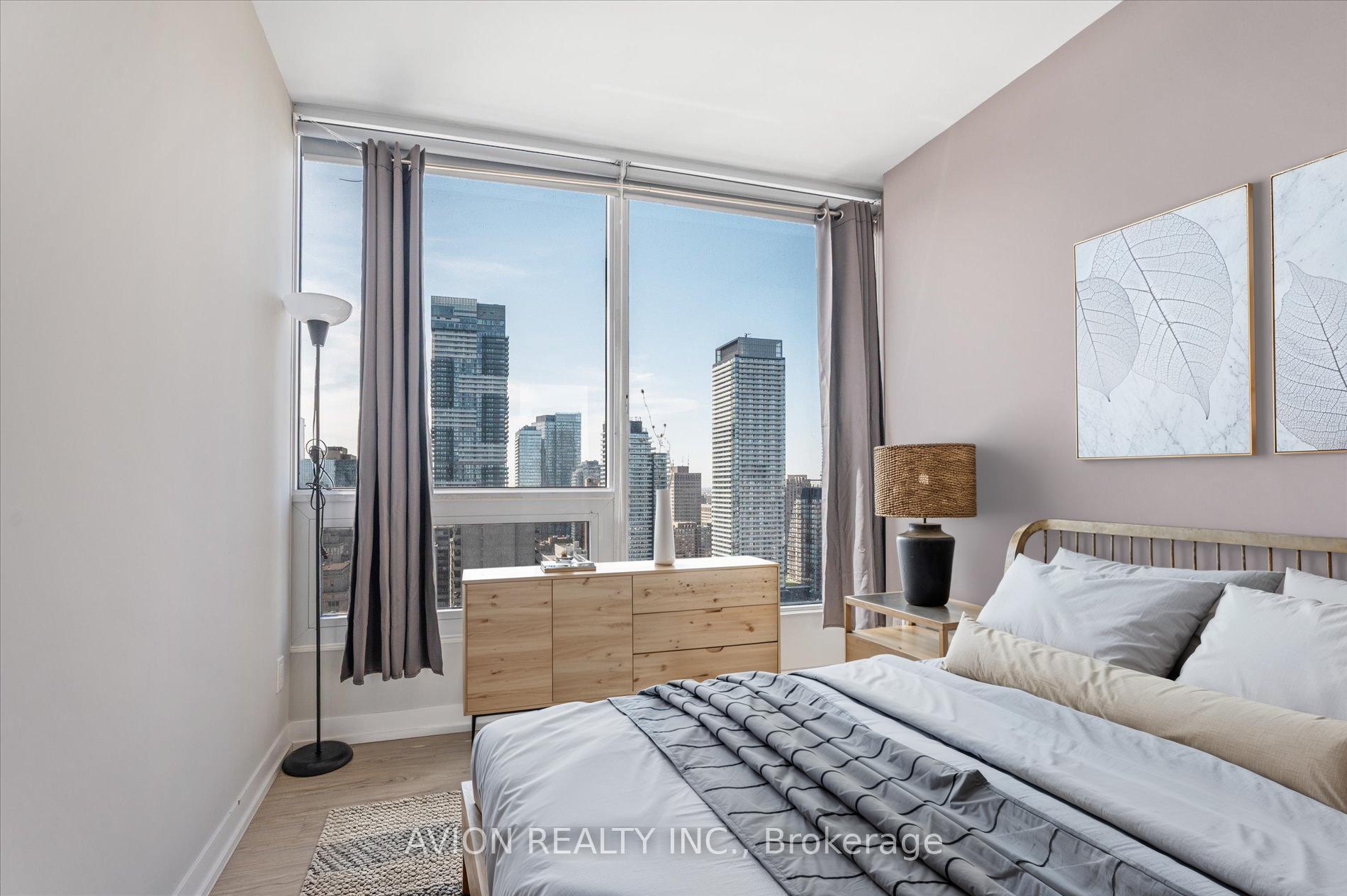 Photo 4 of Unit 3603, 85 Wood Street, Toronto, Church-Yonge Corridor — HOMEH