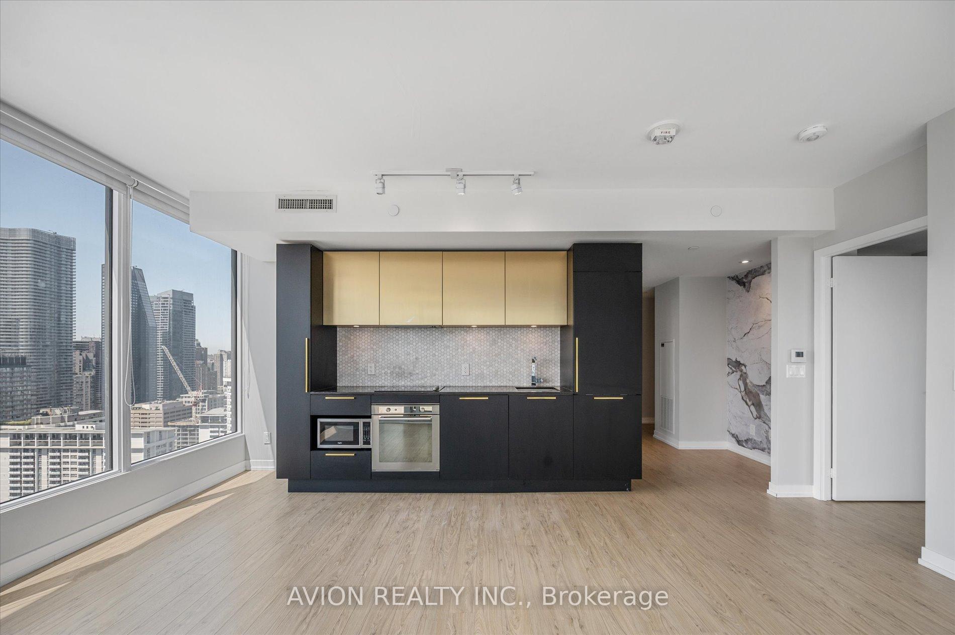 Photo 3 of Unit 3603, 85 Wood Street, Toronto, Church-Yonge Corridor — HOMEH