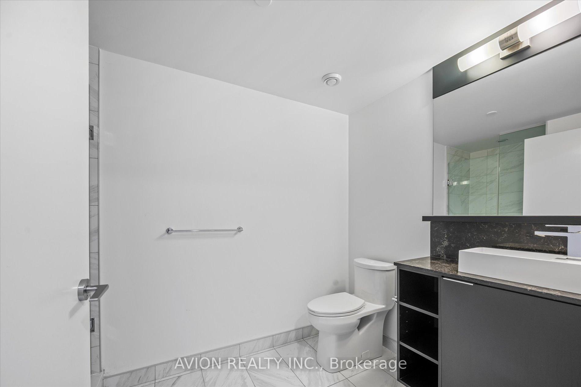 Photo 2 of Unit 3603, 85 Wood Street, Toronto, Church-Yonge Corridor — HOMEH