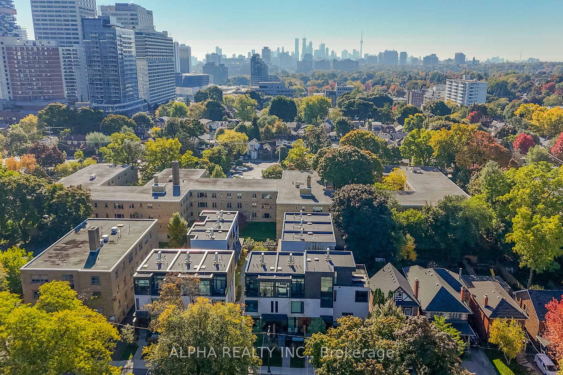 Photo 12 of 129 Roselawn Avenue, Toronto, Yonge-Eglinton — HOMEH