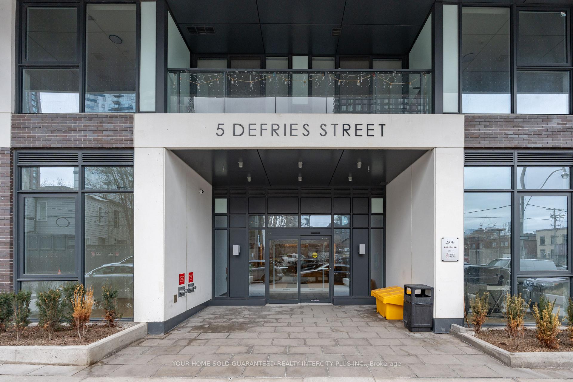 Photo 4 of Unit 1405, 5 Defries Street, Toronto, Regent Park — HOMEH