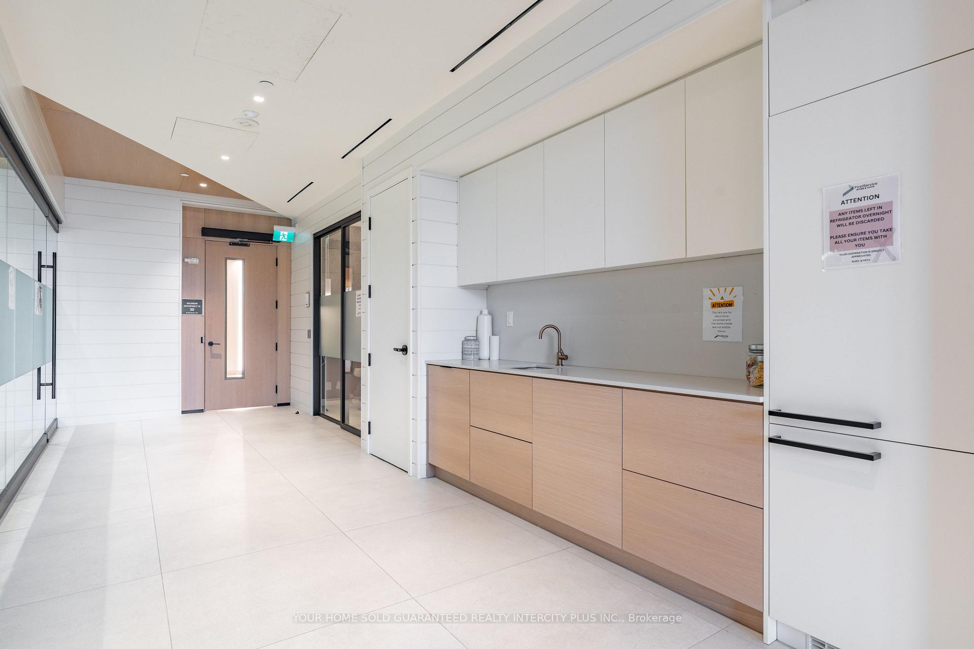 Photo 3 of Unit 1405, 5 Defries Street, Toronto, Regent Park — HOMEH