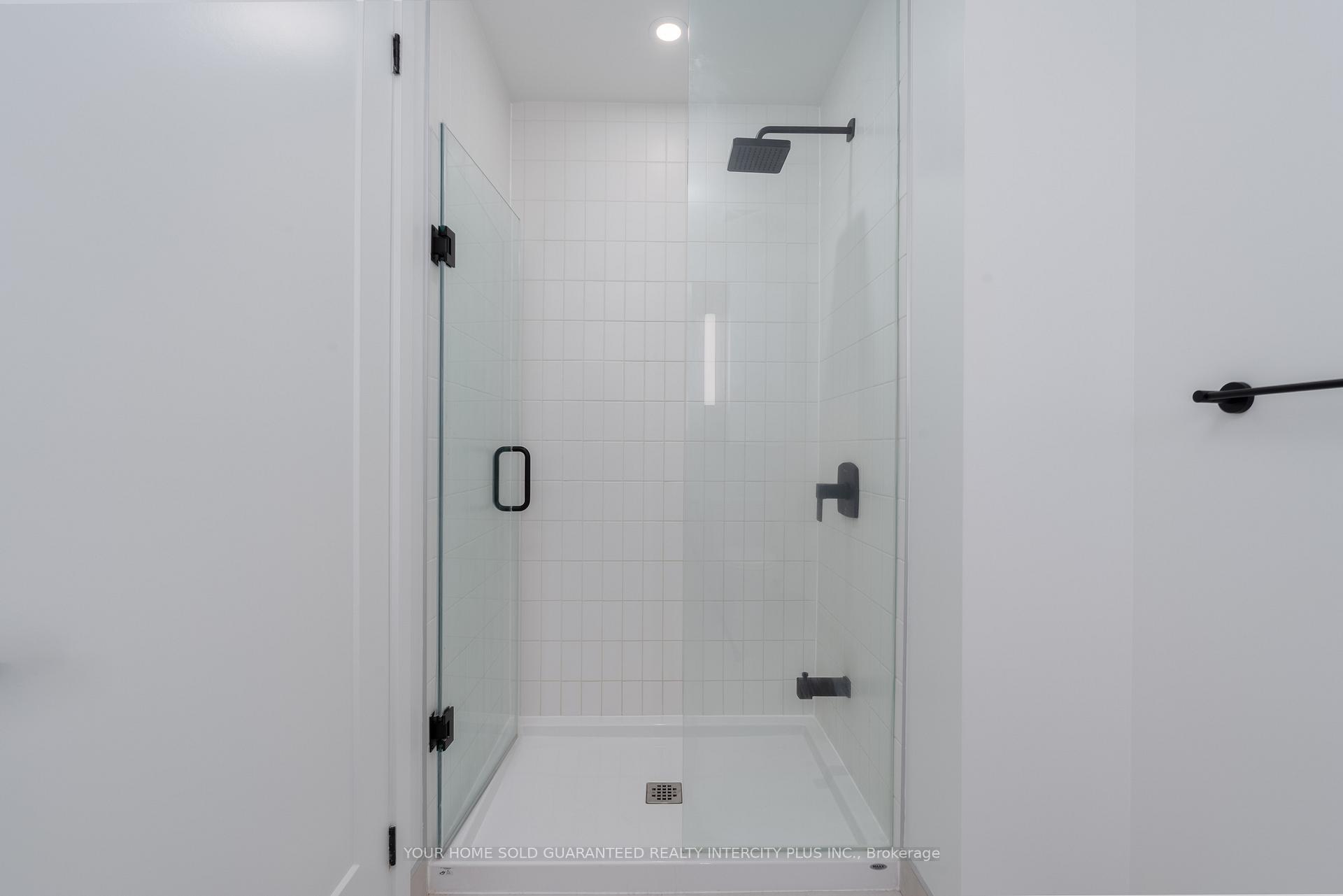 Photo 17 of Unit 1405, 5 Defries Street, Toronto, Regent Park — HOMEH